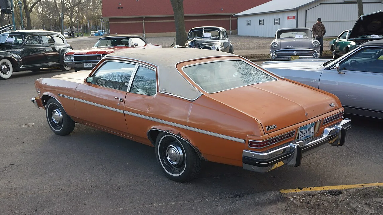 Buick Apollo, rear