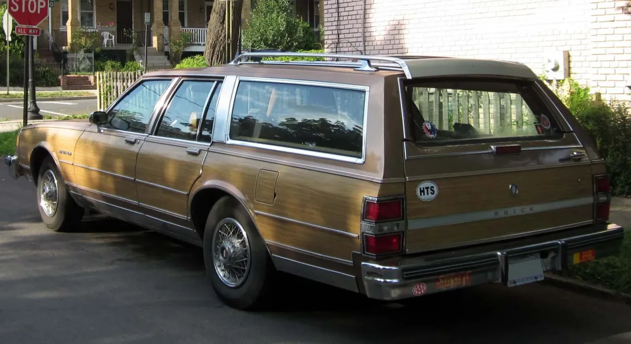 Buick Estate Wagon, rear