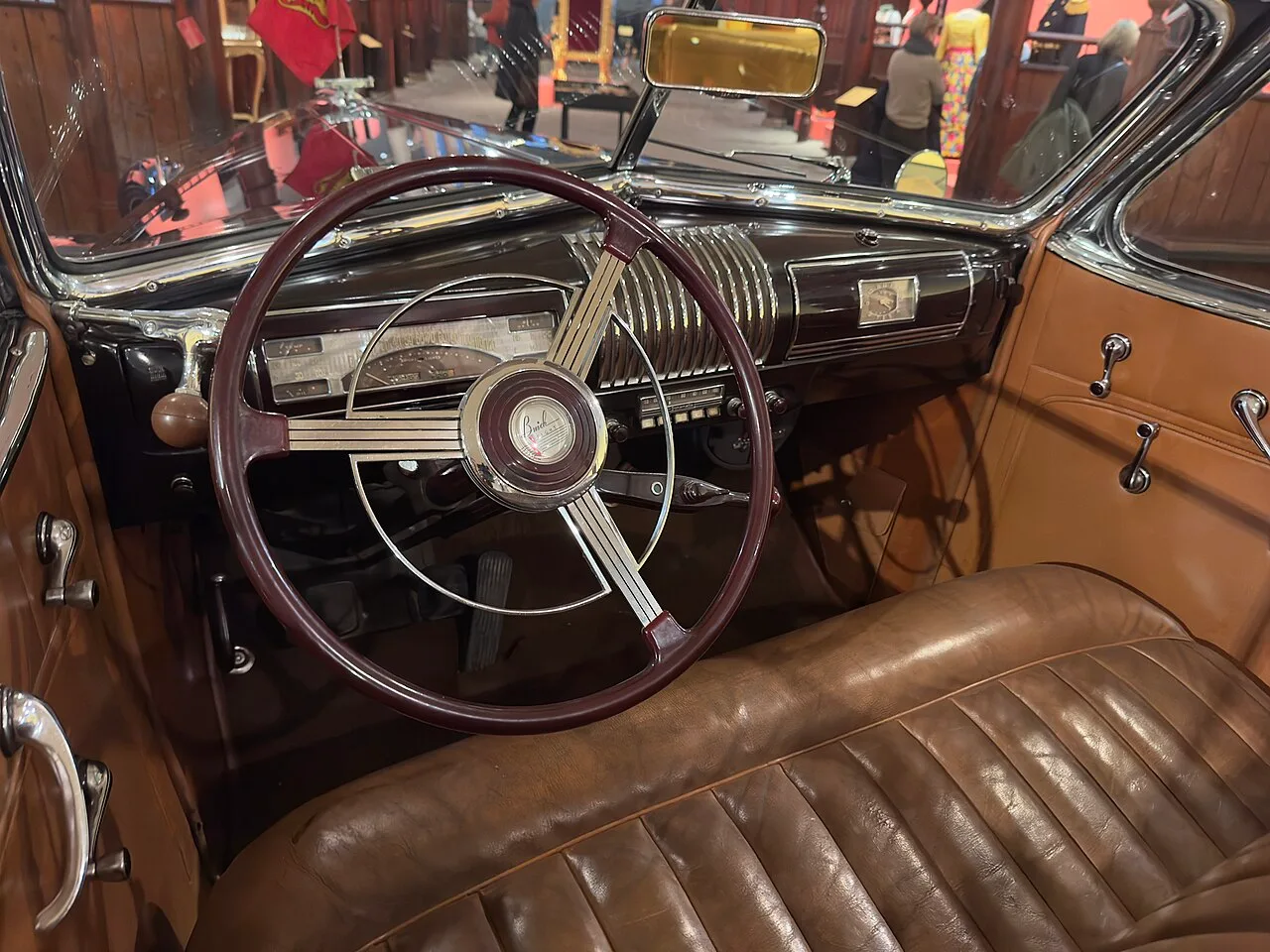 Buick Roadmaster Series 80, interior