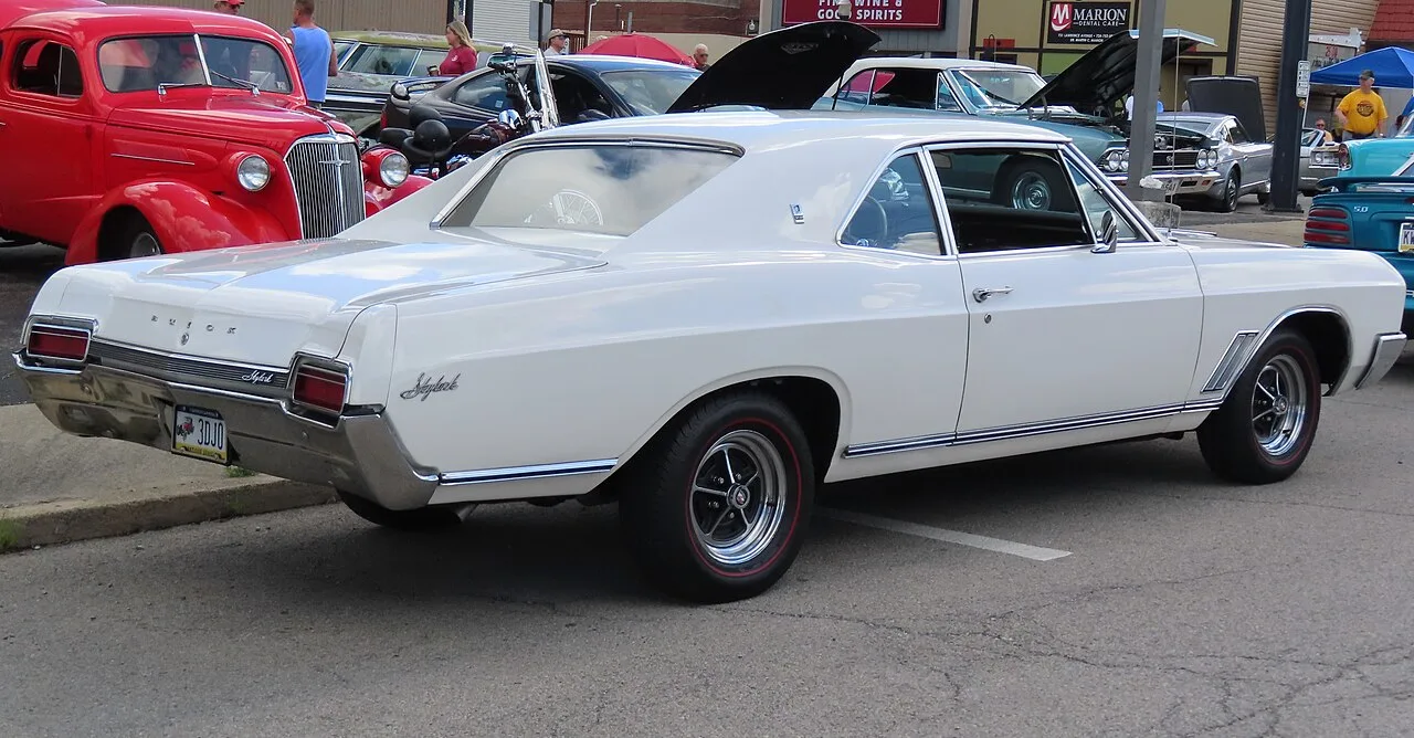 Buick Skylark GS 400, rear