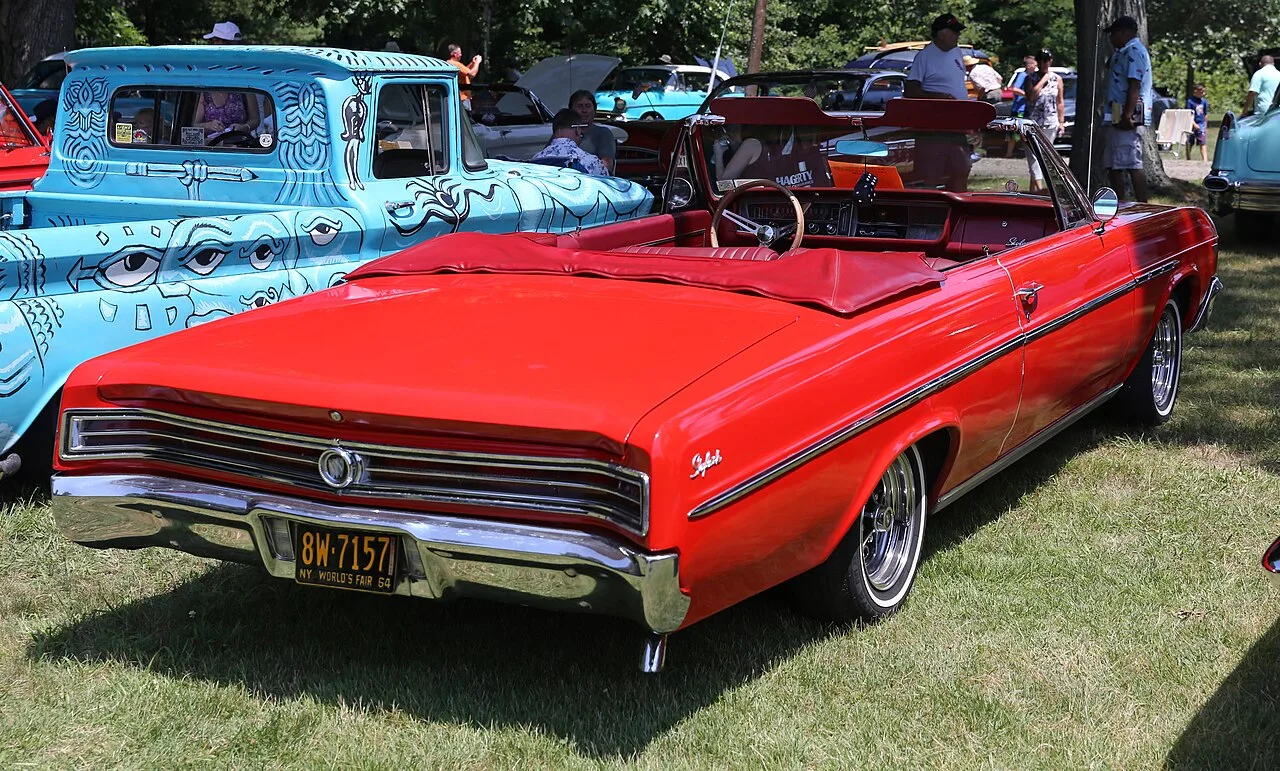 Buick Special, rear