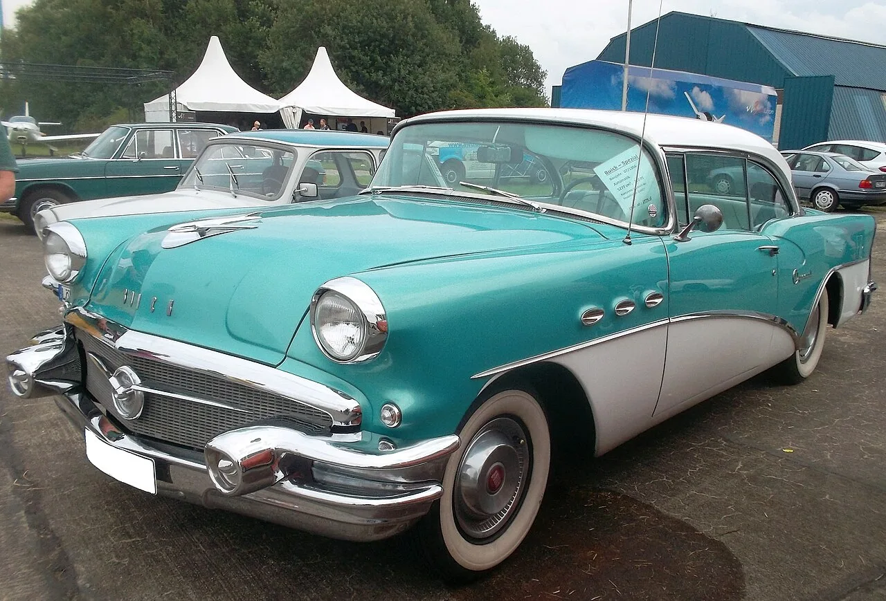 Buick Special Series 40, side