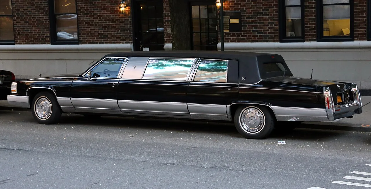 Cadillac Brougham/DeVille, side