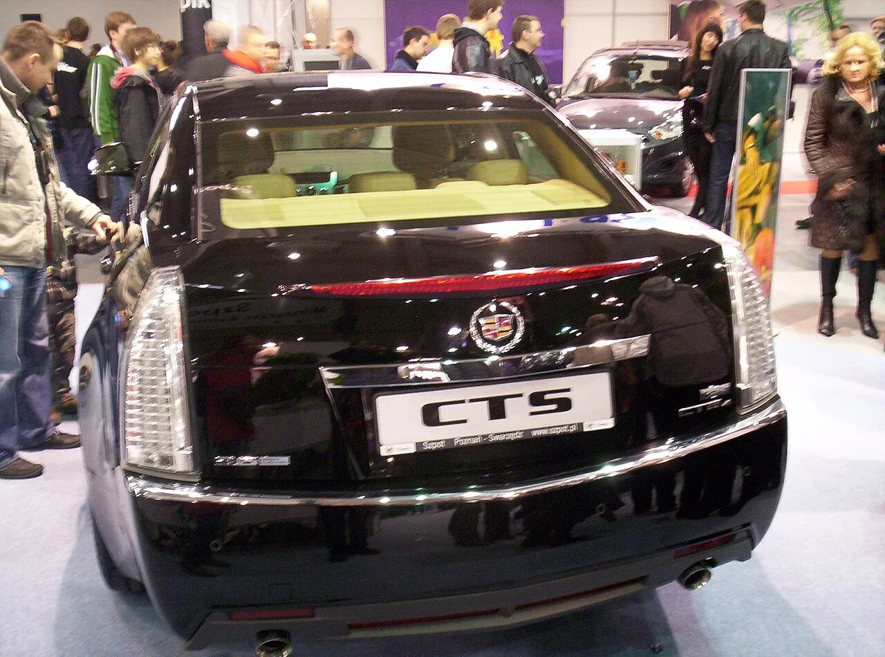 Cadillac CTS, rear