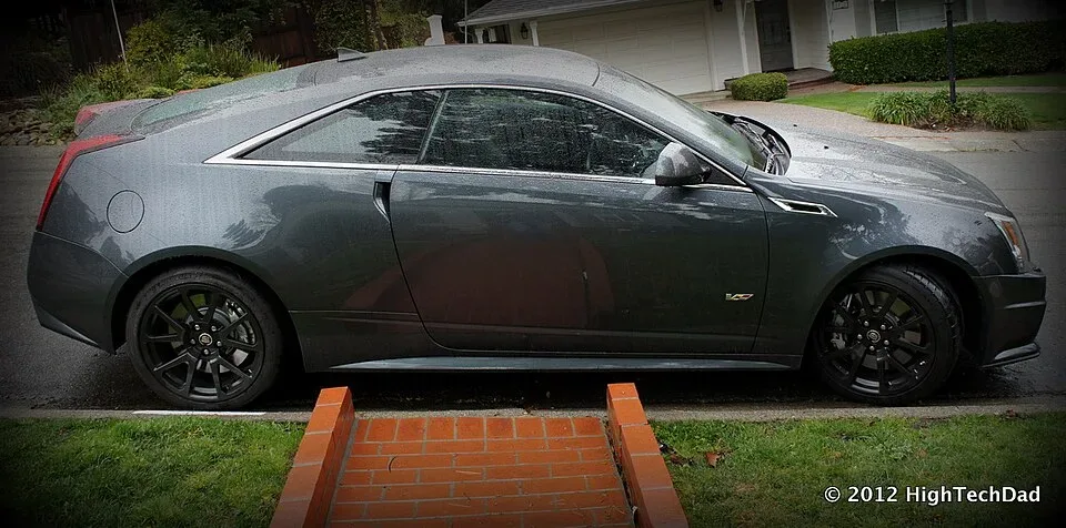 Cadillac CTS, side
