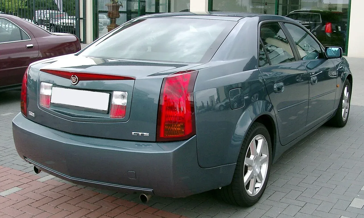 Cadillac CTS, rear