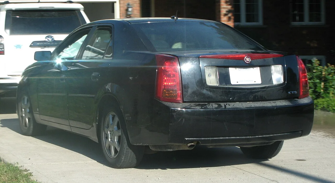 Cadillac CTS, rear
