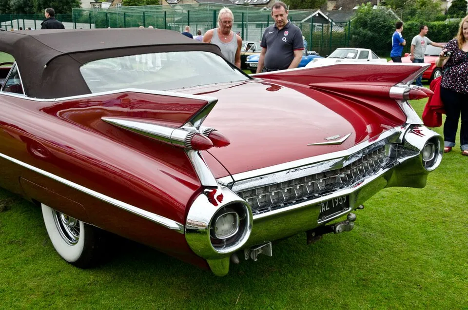 Cadillac Eldorado Seville / Biarritz, side