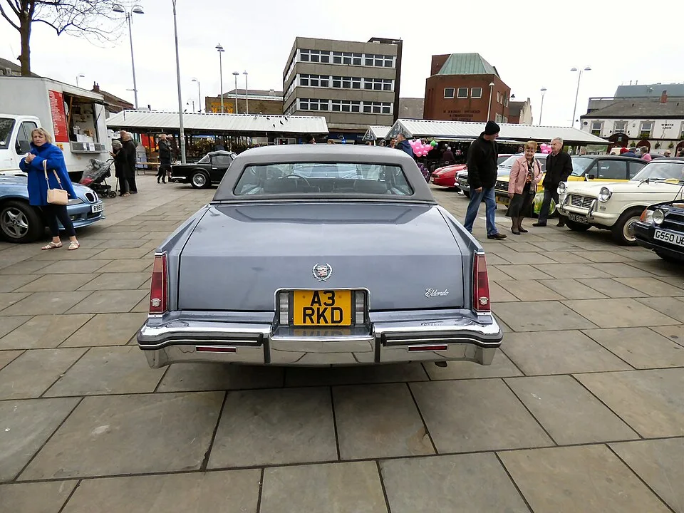 Cadillac Eldorado, rear