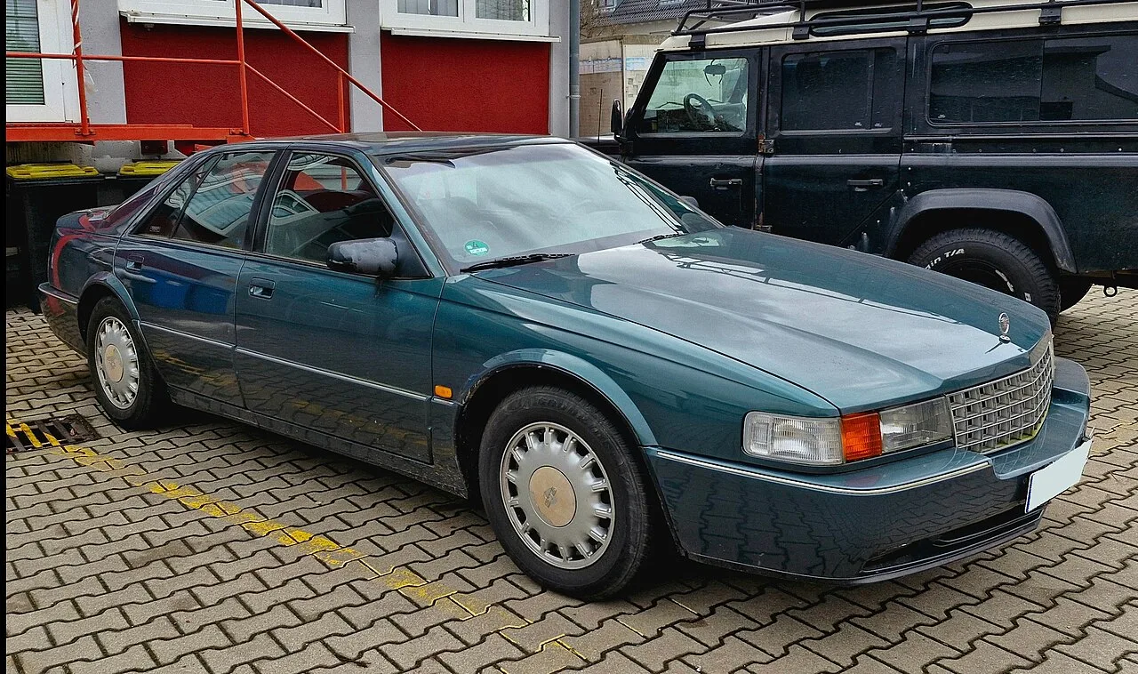 Cadillac Seville, side