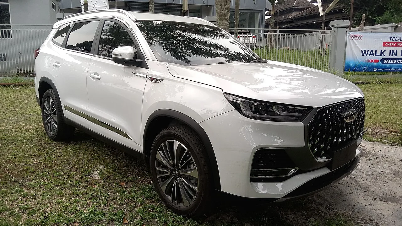 Chery Tiggo 8 first generation, side