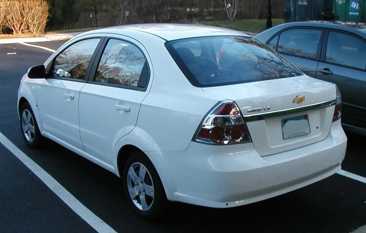Chevrolet Aveo, rear
