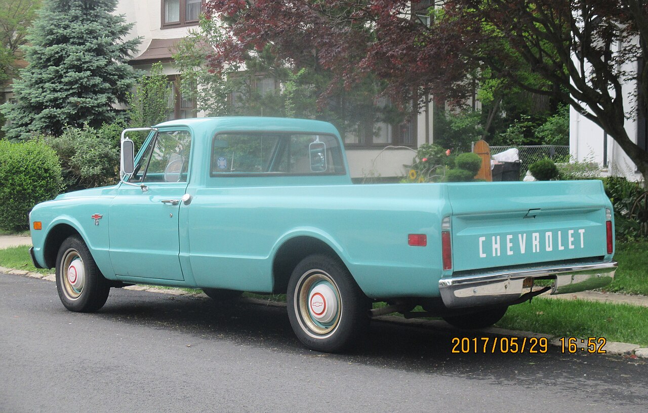 Chevrolet C/K (C10 / K10 / Silverado), rear