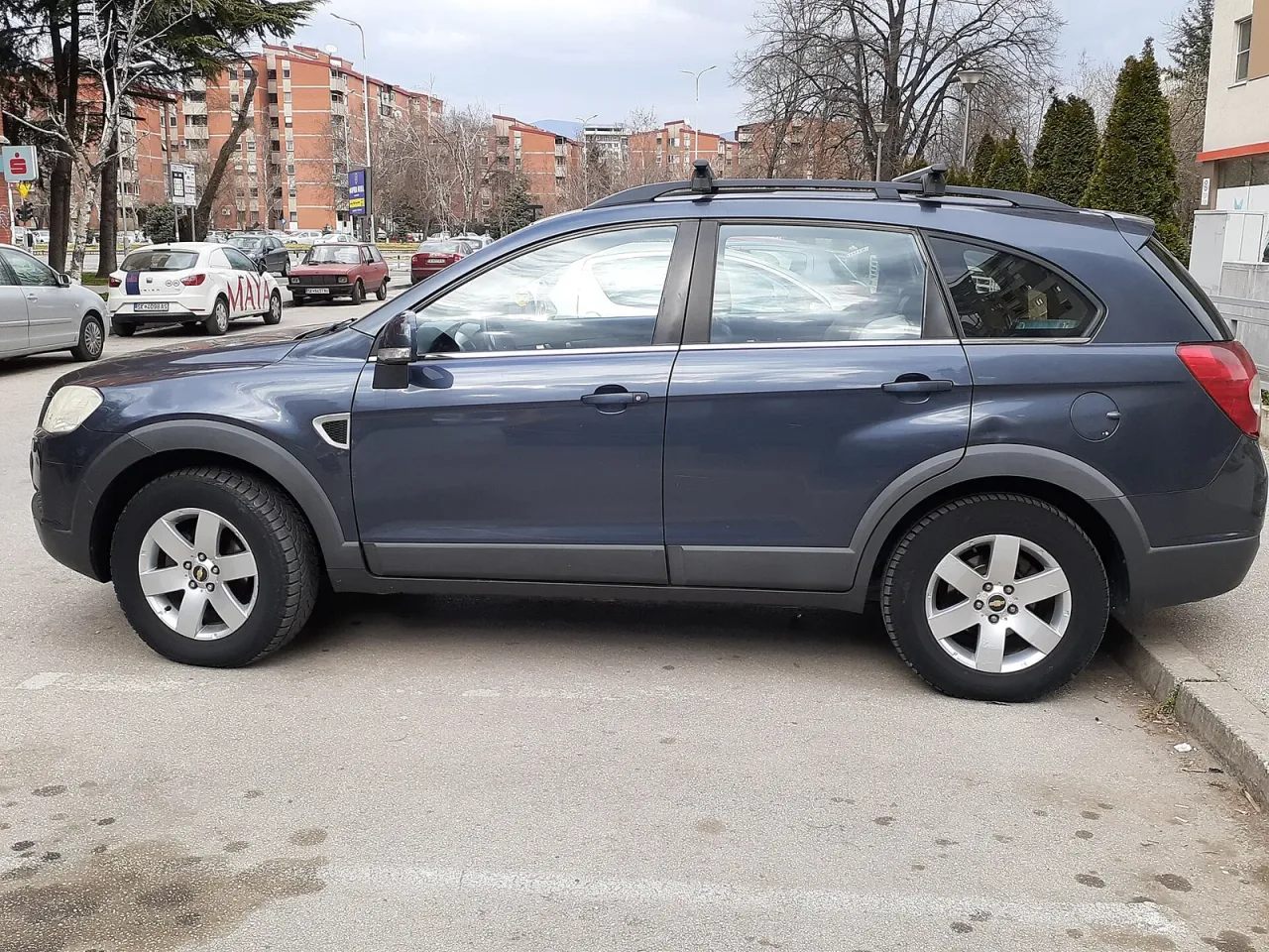 Chevrolet Captiva, side