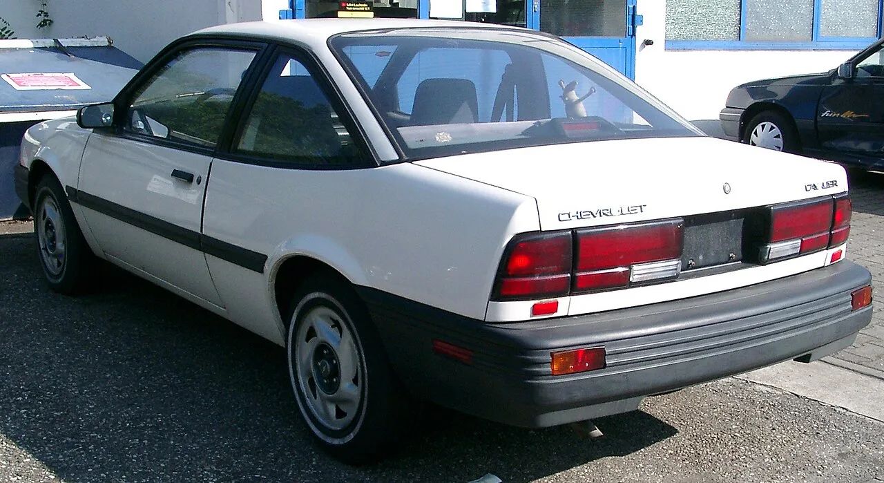 Chevrolet Cavalier, rear
