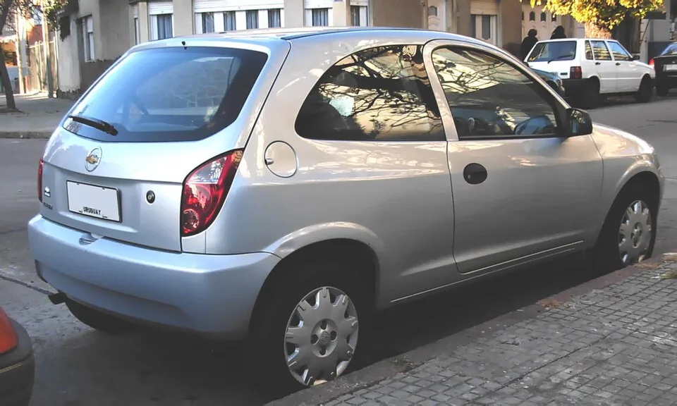Chevrolet Celta, rear
