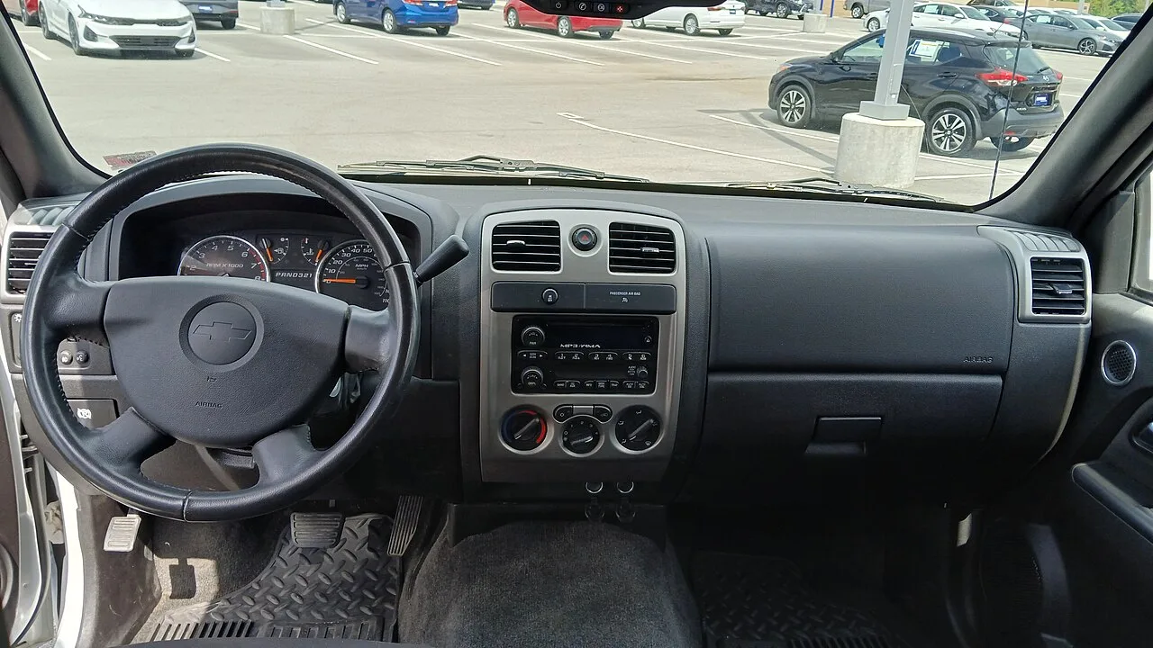 Chevrolet Colorado, interior
