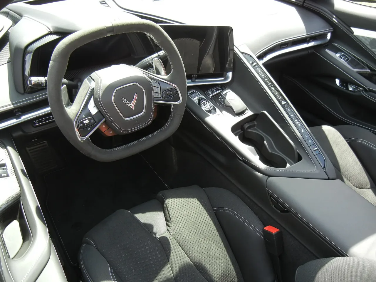Chevrolet Corvette, interior