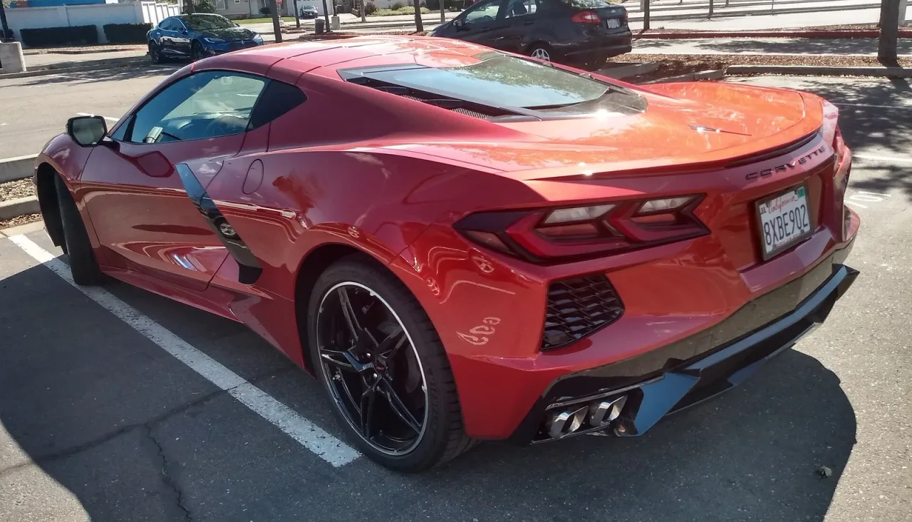 Chevrolet Corvette, rear