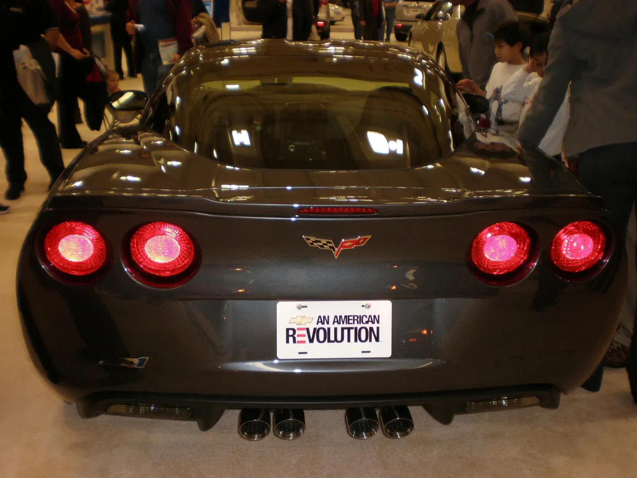 Chevrolet Corvette, rear