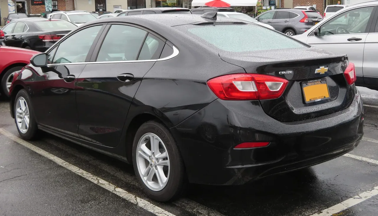 Chevrolet Cruze, rear