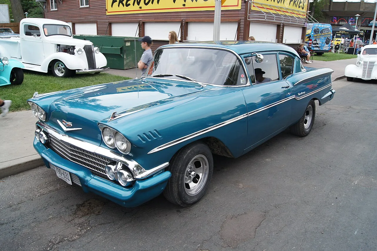 Chevrolet Delray, rear
