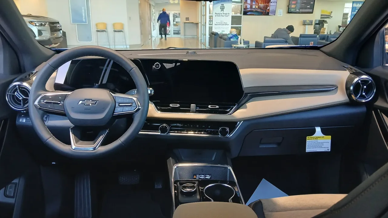 Chevrolet Equinox, interior