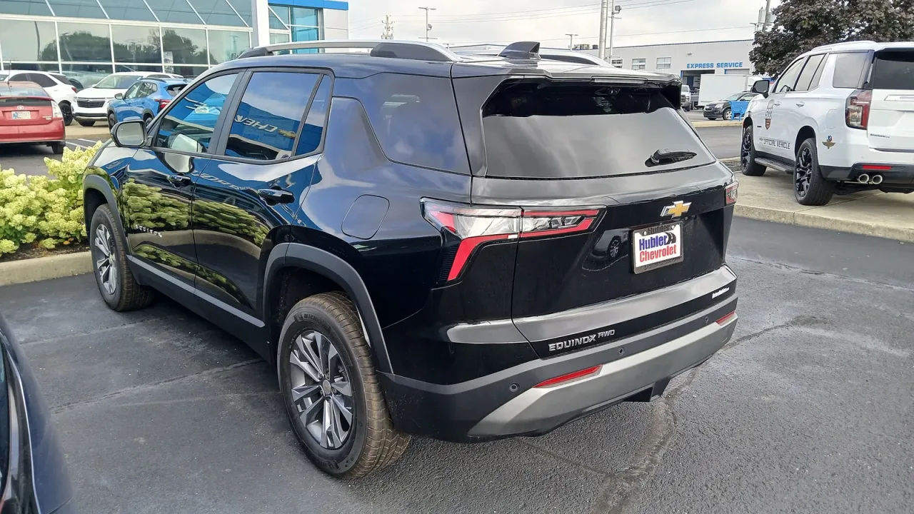 Chevrolet Equinox, rear
