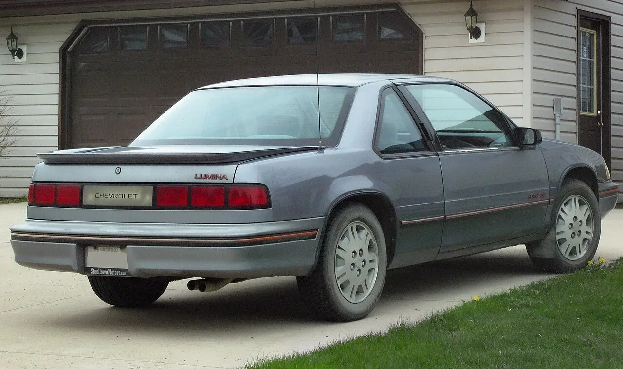 Chevrolet Lumina, rear