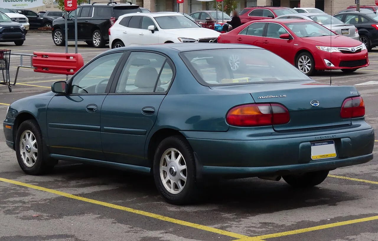 Chevrolet Malibu, rear