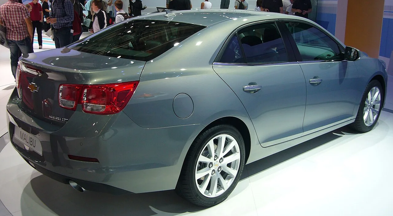 Chevrolet Malibu, side