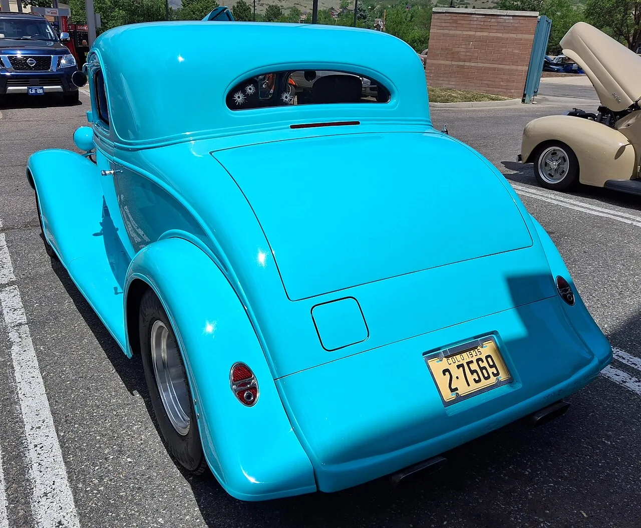 Chevrolet Master, rear