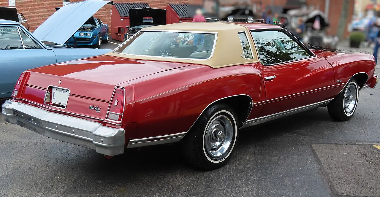 Chevrolet Monte Carlo second generation, rear