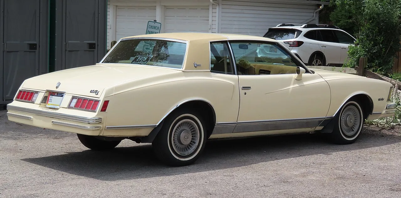 Chevrolet Monte Carlo third generation, rear
