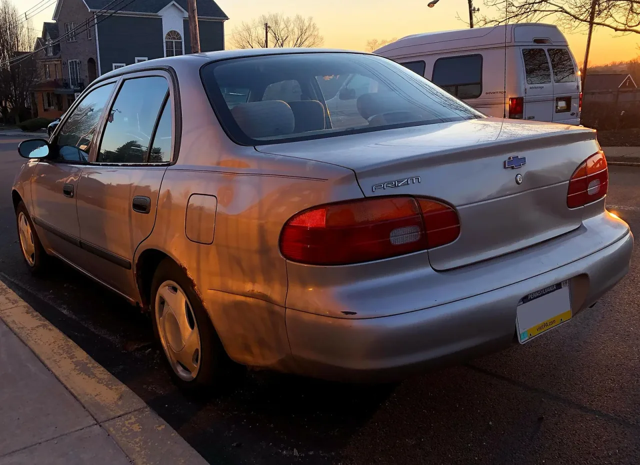 Chevrolet Prizm, rear