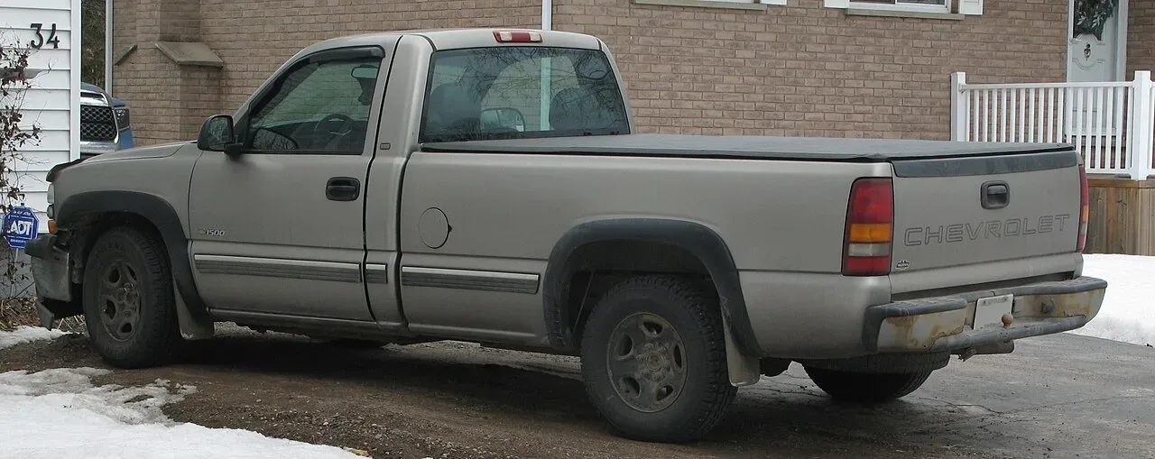 Chevrolet Silverado 1500, rear