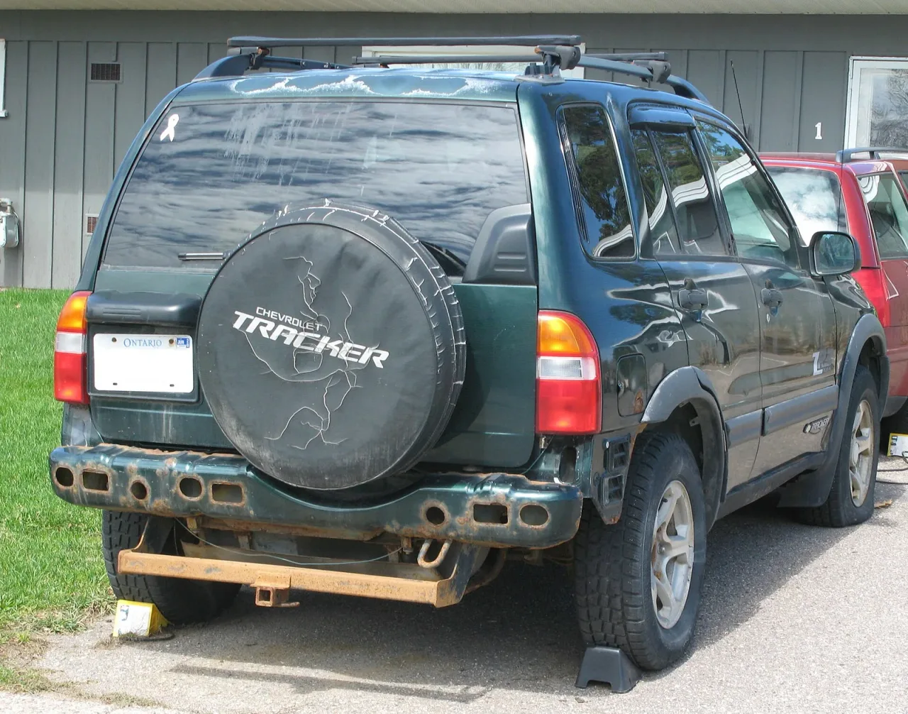 Chevrolet Tracker, rear