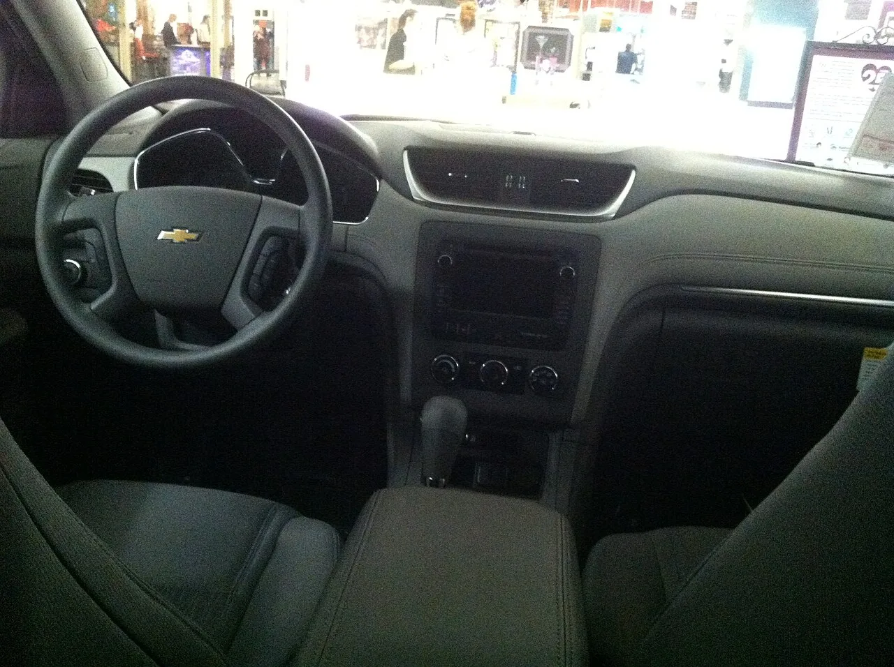 Chevrolet Traverse, interior