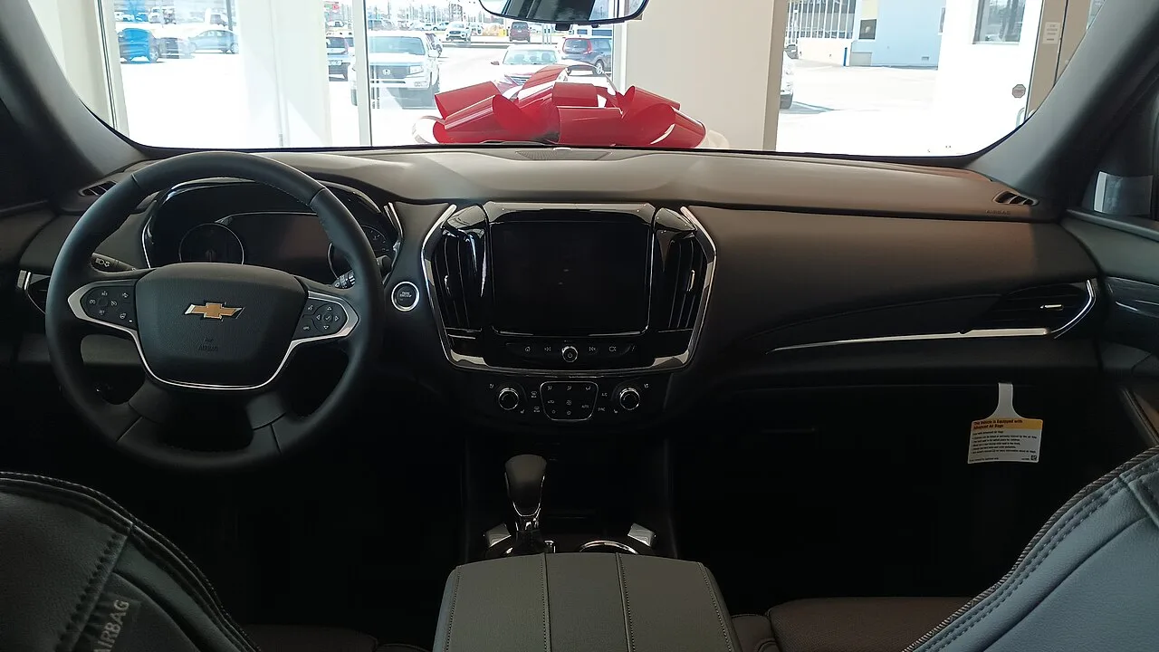 Chevrolet Traverse, interior