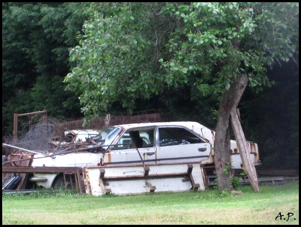 Chrysler 180/2 Litre, side