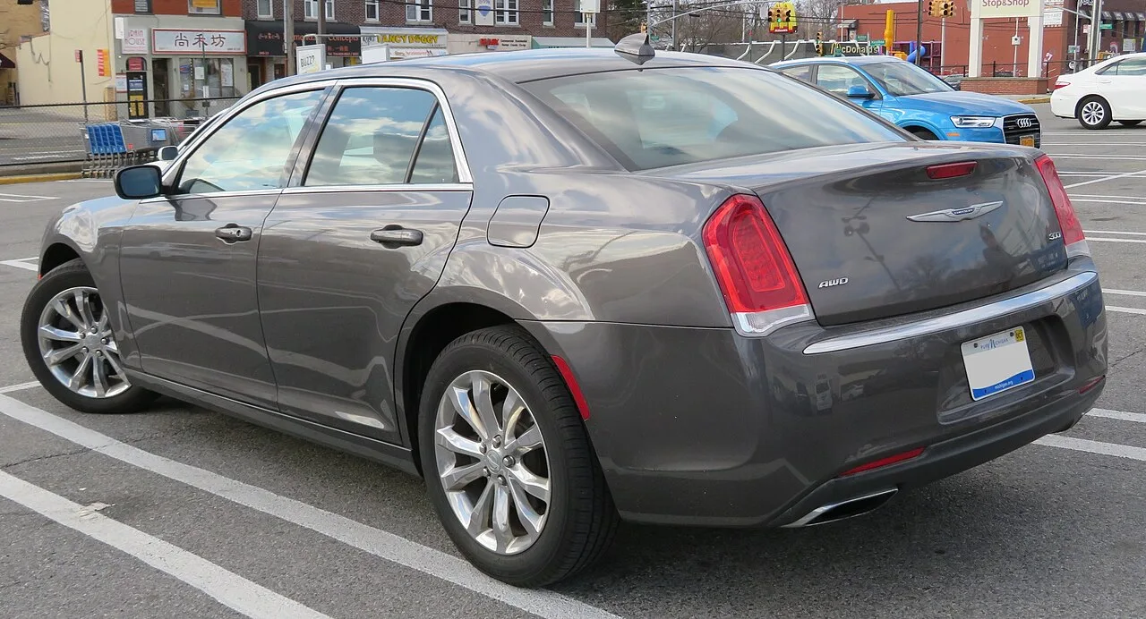 Chrysler 300, rear