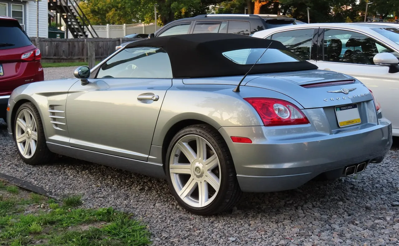 Chrysler Crossfire, rear