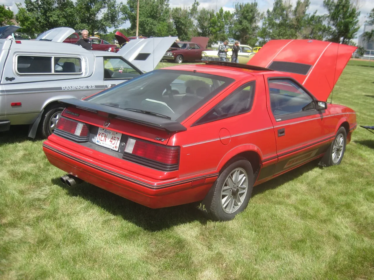 Chrysler Laser, rear