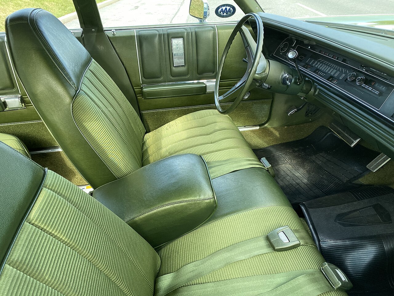 Chrysler Newport/Fifth Avenue, interior