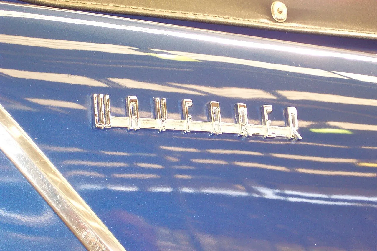Chrysler Royal AP3, rear