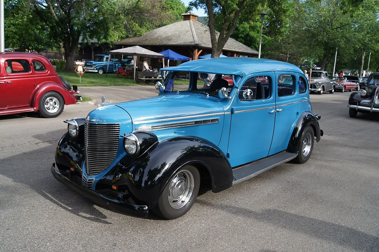 Chrysler Royal six-cylinder, rear