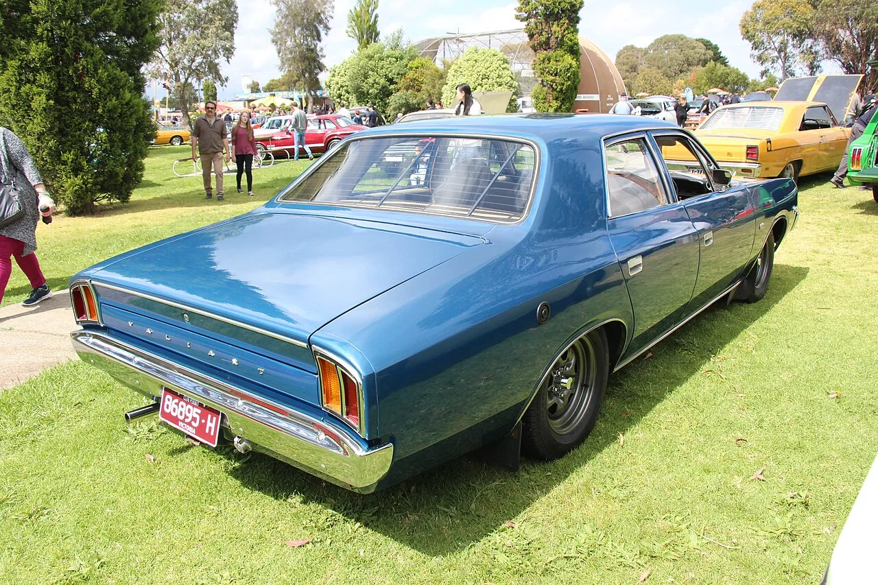 Chrysler Valiant VG, interior