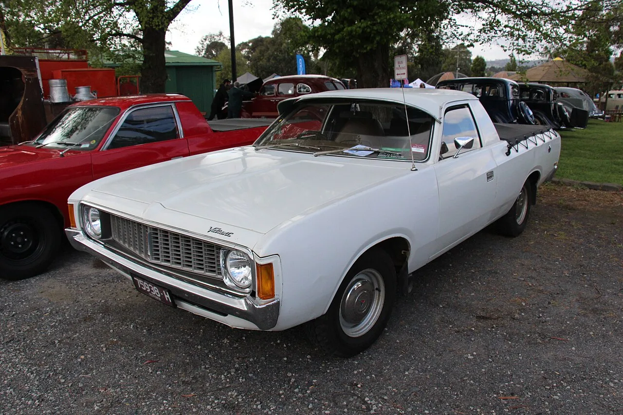 Chrysler Valiant VJ and VK, interior
