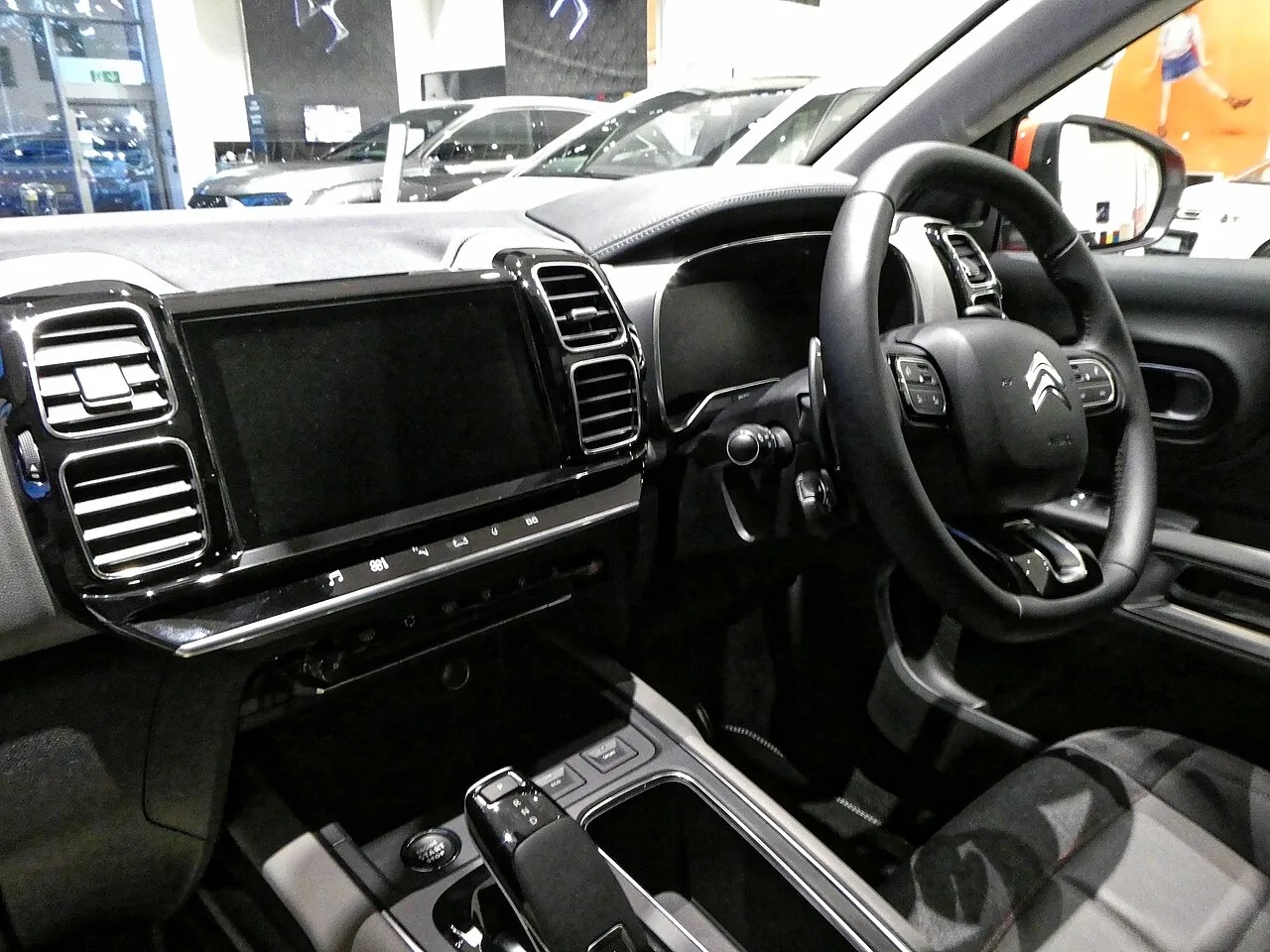 Citroën C5 Aircross first generation, interior