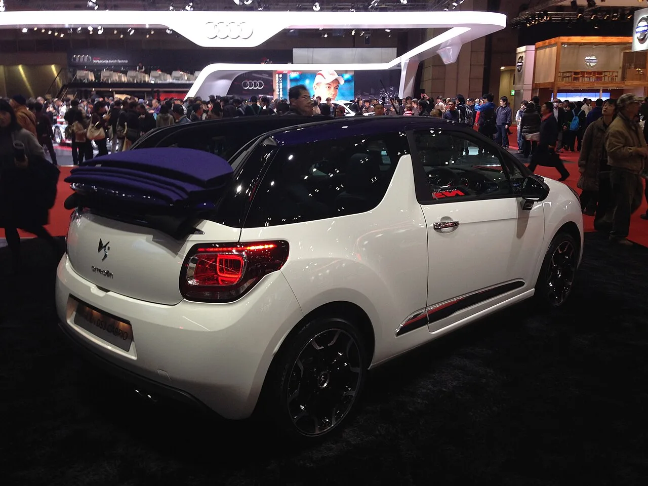 Citroën DS3, rear